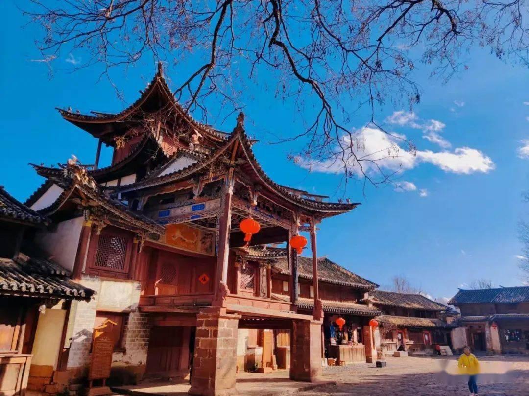 空袭敌营